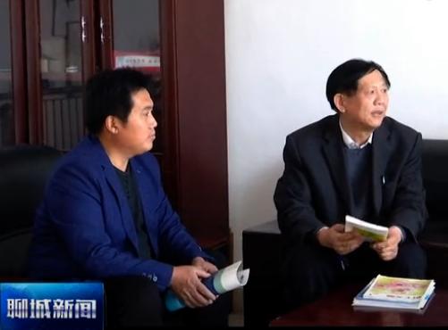李民:“黄金搭档”为大棚越冬“锁住温暖”